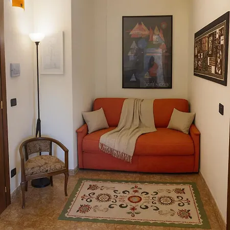 Corno Piccolo Cozy In Center Apartament *