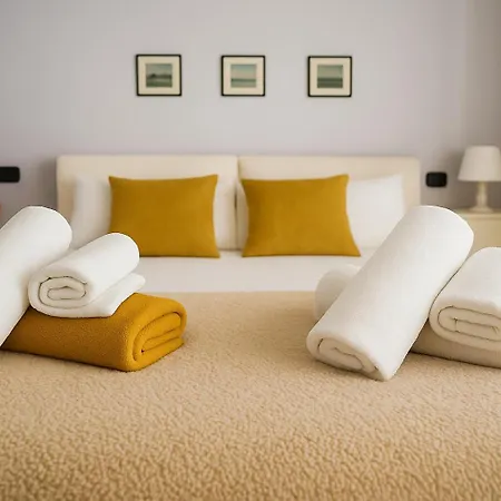Corno Piccolo Cozy In Center Apartament LʼAquila